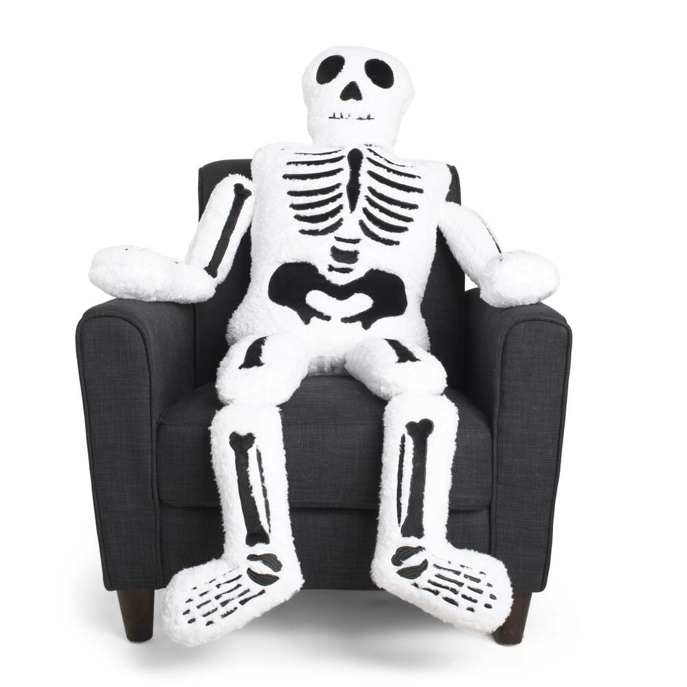 Oversized Plush Skeleton Pillow 5ft Storehouse Life Size XL Halloween Decor New - Picture 2 of 9